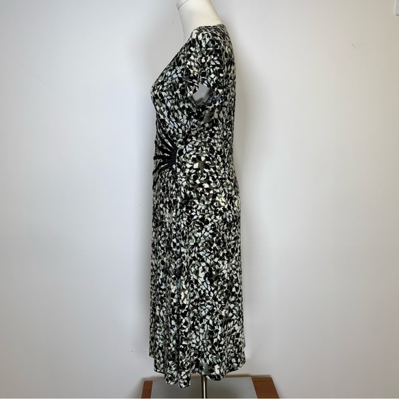 Connected Apparel Fit And Flare V-Neck Midi Length Dress Women’s Size 10 Petite - Picture 3 of 9